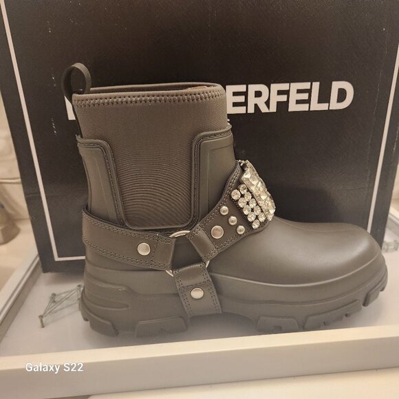Shoes - Karl Lagerfeld Paris Grey "Rylie" Rainboots. NIB. Size 6
